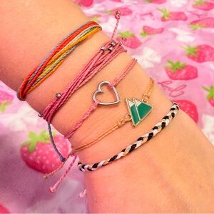 Pura Vida Colorful String Bracelet Set – Heart & Triangle Charms Boho Jewelry